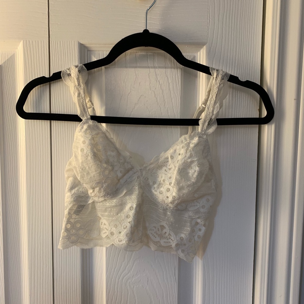 arie bralette